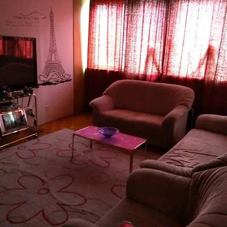 Apartament Studio Apartman Tajra